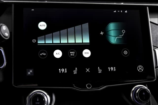Lynk & Co 01 | 360 Camera | 7.4 kWh Boordlader | S/K-panodak | Adapt. Cruise | Memory | Elek. klep | LM 20