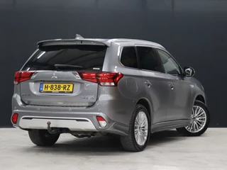Mitsubishi Outlander Mitsubishi Outlander 2.4 PHEV Intense S [TREKHAAK, CAMERA, STOELVERWARMING, HALF LEDER, PDC V+A, CRUISE, CLIMATE, NIEUWSTAAT] - afbeelding nr 8