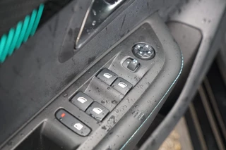Peugeot 208 Peugeot 208 1.2 PureTech Allure - Noir Perla Nera - AppleCarPlay - Chique - afbeelding nr 32