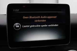Mercedes-Benz A-Klasse Mercedes-Benz A-klasse 180 Ambition | Stoelverwarming | Full LED |  Sportstoelen | Navigatie | Half leder | Park Assist | Cruise control | Airco | Bluetooth - afbeelding nr 20