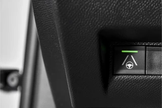 Peugeot 2008 Peugeot 2008 1.2 PureTech 130 PK GT - Automaat | Dig. Cockpit | Adapt. Cruise | Elek. stoel | Stoelverw. | PDC | Camera | NAV + App. Connect | ECC | LM 17