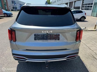 Kia Sorento Kia Sorento 1.6T 267pk PHEV 4WD Automaat ExlusiveLine 7pers.Panorama dak  , Trekhaak afneembaar , 55 km volledig elektrisch rijden , hierna hybride aandrijving  ,  Stoel & Stuur Verwarming, Autonoom parkeren , 3600o camera , Keyless - afbeelding nr 4