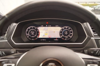 Volkswagen Tiguan Volkswagen Tiguan 1.4 TSI 150pk R-Line Business -PANO-LED-ECC-NAVI-PDC- - afbeelding nr 17