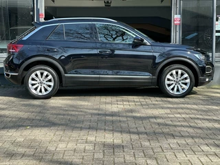 Volkswagen T-Roc Volkswagen T-Roc 1.5 TSI Style Aut*Led*Navi*Car-Play*Acc - afbeelding nr 7