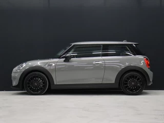 MINI One [APPLE CARPLAY, CRUISE CONTROL, JCW VELGEN, CLIMATE CONTROL, NAVIGATIE, NIEUWSTAAT] - afbeelding nr 2