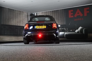 MINI Cooper Cabrio Mini Mini Cabrio 1.5 Cooper JCW Pakket / Aut / Navi / Cc / Leder / Digital Cockpit / Sfeerverlichting / Windscherm / Led / Pdc - afbeelding nr 15