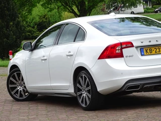 Volvo S60 Volvo S60 1.5 T2 122PK Nordic+ / R-Design / LED 2016 *NAP* - afbeelding nr 44
