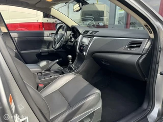 Suzuki Kizashi Suzuki Kizashi 2.4 Sport / Navigatie / Panoramadak / Luxe - afbeelding nr 8