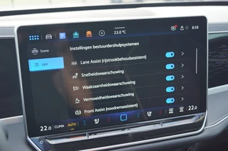 Volkswagen Passat Volkswagen Passat Variant 1.5 eTSI DSG Business 150pk / Panodak / Head-up/ Camera /DCC/ ACC - afbeelding nr 16