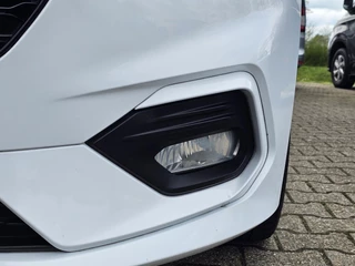 Ford Fiesta Ford Fiesta 1.0 EcoBoost ST-Line Navigatie | Cruise control | Led dagrijverlichting | Climate control | PDC | Lane assist | Dealeronderhouden! - afbeelding nr 29