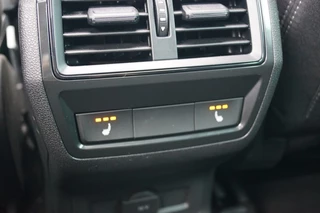 Škoda Karoq Škoda Karoq 1.5 TSI DSG Sportline/ Panodak/ Standverwarming/ Camera/ ACC/ DCC - afbeelding nr 25