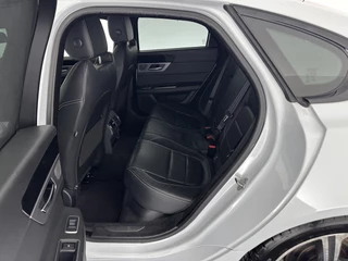 Jaguar XF Jaguar XF 2.0d Portfolio Aut. *FULL-LEATHER | XENON | NAVI-FULLMAP | COMFORT-SEATS | CAMERA | AMBIENT-LIGHT | ECC | PDC | CRUISE | 17''ALU* - afbeelding nr 9