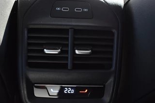 Volkswagen Passat 360°CAMERA/MASSAGE/TREKHAAK - afbeelding nr 14