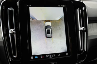 Volvo XC40 Volvo XC40 B3 Plus Dark|360 camera|ACC|Verw.voorruit|Keyless - afbeelding nr 2