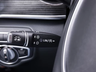 Mercedes-Benz V-Klasse Mercedes-Benz V-Klasse 300d Lang Dubbele Cabine AMG Avantgarde Edition DC Trekhaak 360 Graden Camera Elektrische Schuifdeuren - afbeelding nr 10