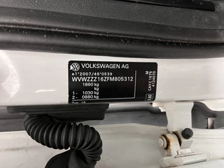 Volkswagen Beetle Volkswagen Beetle Cabriolet 1.6 TDI Design Cup Aut. *LUXURY-LEATHER | FENDER-AUDIO | CARPLAY | COMFORT-SEATS | HEATED-SEATS | ECC | SHIFTPADDLES | PDC | AIRSCARF | CRUISE | 19''ALU* - afbeelding nr 35