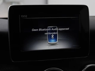Mercedes-Benz A-Klasse Mercedes-Benz A-klasse 180 Urban | Stoelverwarming | Navigatie |  Sportstoelen | Half leder | Cruise control | Park Assist | Airco | Bluetooth - afbeelding nr 19