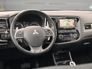 Mitsubishi Outlander Mitsubishi Outlander 2.0 PHEV Instyle+ 2e Eigenaar,Camera,Schuifdak,Navi,Leder,Stoelverwarming,Clima,Cruise,Lmv,Dealer Onderhouden,Apk tot 07-2025 - afbeelding nr 18