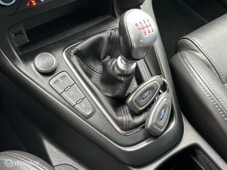 Ford Focus Ford Focus 2.0 ST. HALF LEDER, XENON, NAVI, 1 EIGENAAR. - afbeelding nr 17
