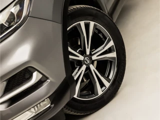 Nissan QASHQAI Nissan QASHQAI 1.2 N-Connecta Deluxe Automaat (PANORAMADAK, NAVIGATIE, 360 CAMERA, KEYLESS, SPORTSTOELEN, PARKEERSENSOREN, CRUISE, NIEUWSTAAT) - afbeelding nr 16
