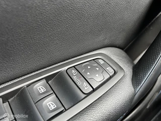 Renault Mégane Estate Renault Megane Estate 1.2 TCe GT-Line Bose Camera Schaalstoel Led Gr-Navi - afbeelding nr 48