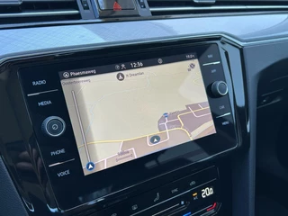 Volkswagen Passat Volkswagen Passat 1.5 TSI 150pk Business FULL LED I NAVI + CAMERA I ELEC. KLEP I DEALER O.H. - afbeelding nr 8