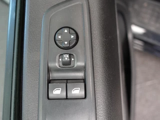 Opel Vivaro Opel Vivaro L3H1 Dubbele Cabine 144PK Automaat Airco Navi Bluetooth Trekhaak - afbeelding nr 10