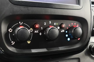 Opel Vivaro - Airco - Navi - Cruise - € 9.900,- Excl. - afbeelding nr 10