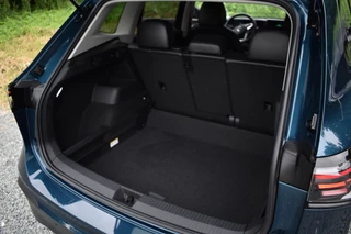 Volkswagen Tiguan Volkswagen Tiguan 1.5 eTSI DSG LIFE EDITION TREKHAAK | CAMERA | STUUR VERW. - afbeelding nr 9