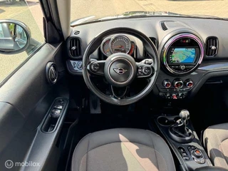 MINI Countryman Mini Countryman 1.5 136pk Cooper Pepper , Navigatie, Apple carplay ,  Bluetooth , Trekhaak , Airco , Alarm af fabriek , Keyless entry , Parkeerhulp achter , Hoge instap - afbeelding nr 18