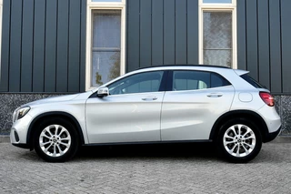 Mercedes-Benz GLA Rijklaarprijs-Garantie Navigatie Airco Trekhaak Sport Interieur Camrera - afbeelding nr 2