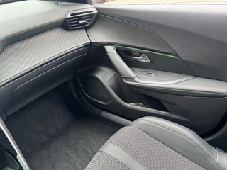 Peugeot 2008 Peugeot 2008 1.2 PURETECH AUT. GT-LINE PANO-DAK NAVI CAMERA CARPLAY AIRCO - afbeelding nr 17