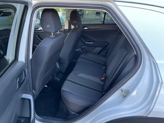 Volkswagen T-Roc Volkswagen T-Roc 1.0TS Life Carplay Navi Clima - afbeelding nr 9