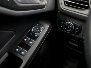 Ford Focus (APPLE CARPLAY, GROOT NAVI, CLIMATE, ZWART HEMEL, SPORTSTOELEN, CRUISE, LANE ASSIST, PARKEERSENSOREN, NIEUWSTAAT) - afbeelding nr 21