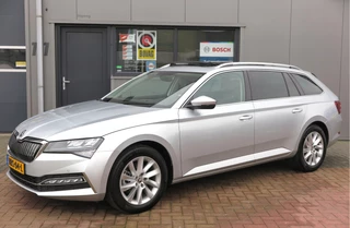 Škoda Superb , Keyless ,Carplay, Stuurwiel multifunctioneel,etc. slechts 11000 km !! Fabrieksgarantie t/m 03-2026 - afbeelding nr 6