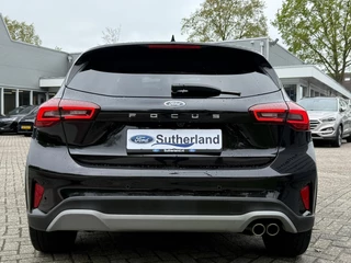 Ford Focus Ford Focus 1.0 EcoBoost Hybrid Active | 155pk Automaat | Adaptive cruise control | Winter Pack | Dodehoeksensoren | Camera | Privacy glass - afbeelding nr 3
