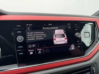 Volkswagen Polo Volkswagen Polo 2.0 TSI GTI Pano Virtual DSG Stoelverwaming - afbeelding nr 18