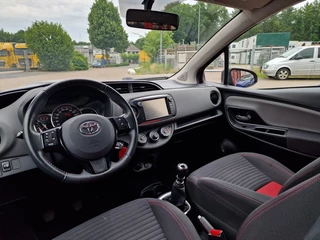 Toyota Yaris Toyota Yaris 1.3 VVT-i Dynamic - afbeelding nr 19