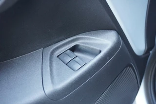 Toyota Aygo Toyota Aygo 1.0 VVT-i x-play Automaat | Navigatie | Cruise | NAP | Airco - afbeelding nr 25