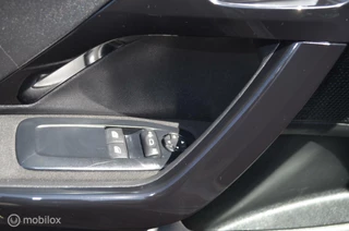 Peugeot 208 Peugeot 208 1.2 PureTech Active incl. Bovag garantie. - afbeelding nr 9