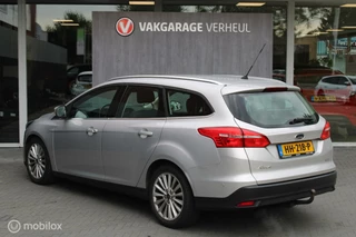 Ford Focus Ford Focus Wagon 1.0 Titanium Edition|125Pk|Trekhaak|Navi - afbeelding nr 3