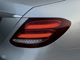 Mercedes-Benz E-Klasse Mercedes-Benz E-klasse 220 d Prestige Plus Schuifdak Distronic Burmester Rondomzicht Camera Multibeam LED Widescreen Stoelverwarming - afbeelding nr 29