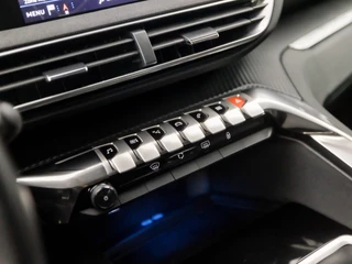 Peugeot 5008 Peugeot 5008 1.2 PureTech Sport 7 Persoons (APPLE CARPLAY, GROOT NAVI, LEDER, GETINT GLAS, SPORTSTOELEN, 360 CAMERA, CRUISE, NIEUWE APK, NIEUWSTAAT) - afbeelding nr 9