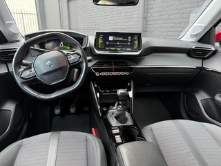 Peugeot 208 Peugeot 208 1.2 PureTech Blue Lease Allure NAVI | CARPLAY | CAMERA | 1STE EIGENAAR | PDC | BTW | NWE APK - afbeelding nr 16
