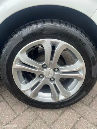 Peugeot 208 Peugeot 208 1.2 PureTech Blue Lion - afbeelding nr 9