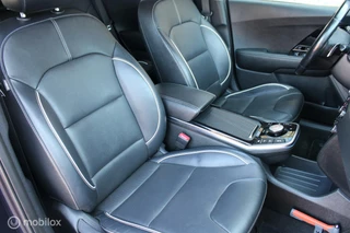 Kia e-Niro Kia e-Niro ExecutiveLine 64 kWh, Leer, Memory, stuur- Stoel verwarming/ventilatie, Pdc voor- achter, Camera, Adaptief Cruise, Dode hoek detectie, Carplay, Clima, Navi, Donkerglas. - afbeelding nr 12