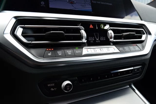 BMW 3 Serie BMW 3 Serie 320i M-Sport Business Edition Plus Rijklaarprijs-Garantie Leder Led Camera Navigatie 50 Jahre Edition - afbeelding nr 27