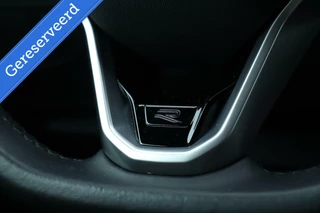 Volkswagen Tiguan Volkswagen Tiguan 1.5 TSI / 2x R-Line / Black Style / VC / HeadUP / H&K / Camera / LED / Trekhaak / 19