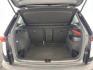Škoda Karoq Škoda Karoq 1.5 TSI ACT Business Edition Aut. *PANO | 1/2LEATHER | FULL-LED | NAVI-FULLMAP | KEYLESS | COMFORT-SEATS | CAMERA | DAB+ | ECC | PDC | CRUISE | 18''ALU | TOWBAR* - afbeelding nr 10