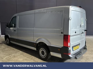 Volkswagen Crafter Volkswagen Crafter 2.0 TDI 141pk L3H2 L2H1 Euro6 Airco | Camera | Apple Carplay | Android Auto Bijrijdersbank - afbeelding nr 2
